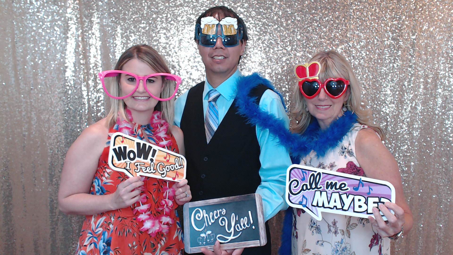 Jorden and Benjamin are getting hitched | View more photos from the event at gallery.photoboothbillings.com/u/PhotoBoothBillings/Jorden-and-Benjamin-are-getting-hitched